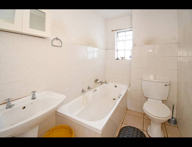 2 BEDROOM APARTMENT FOR SALE IN BRIXTON